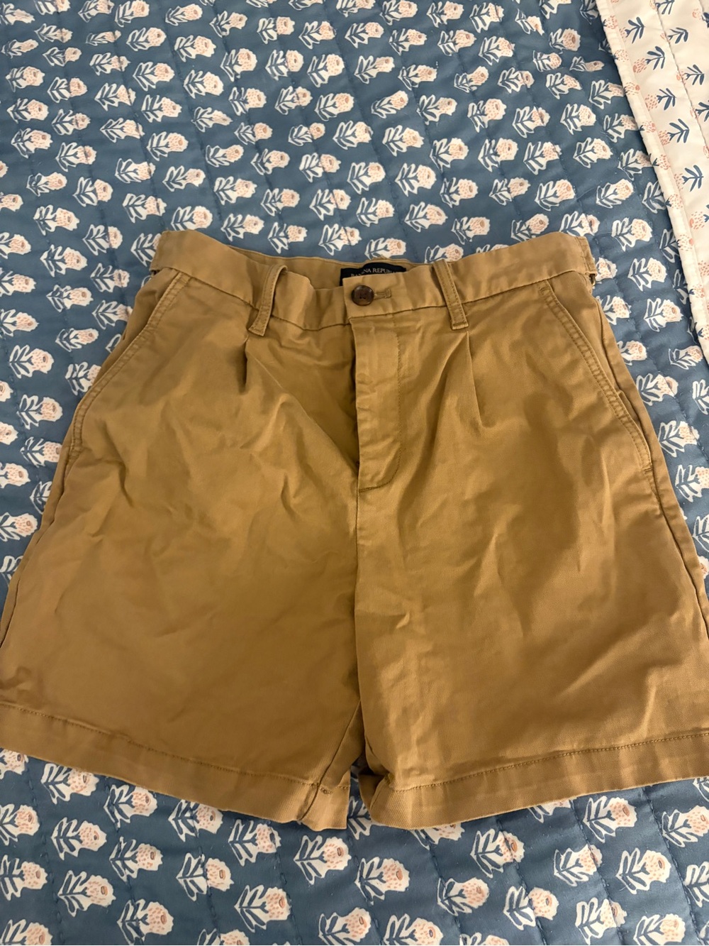 Banana Republic Tan Chino Shorts